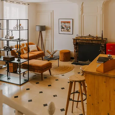 Et De Charme Avec Piscine, La Lhuiseraie Lhuis